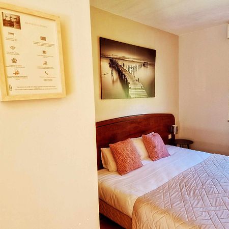 Tempo Hotel Millau Bagian luar foto