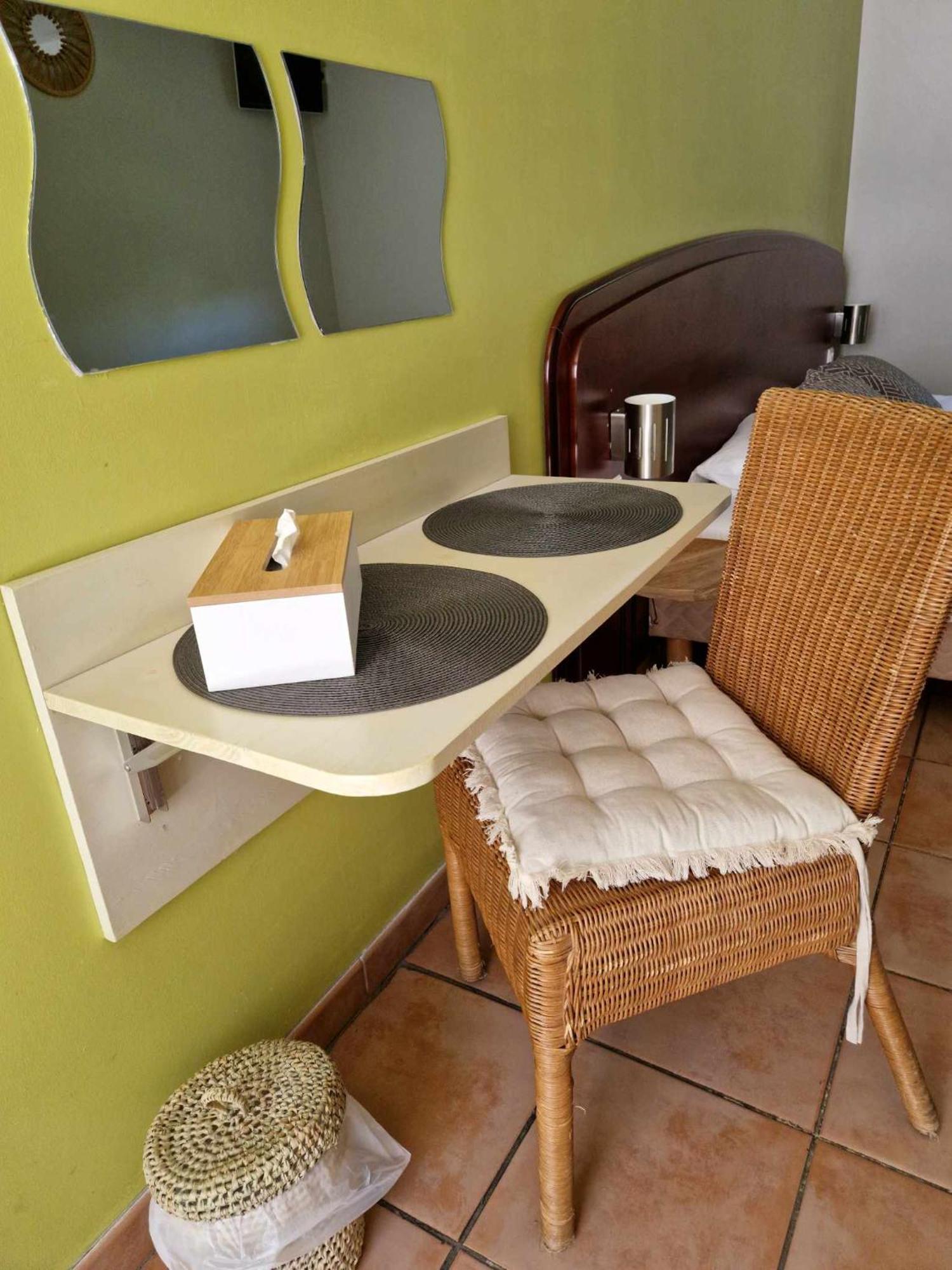 Tempo Hotel Millau Bagian luar foto