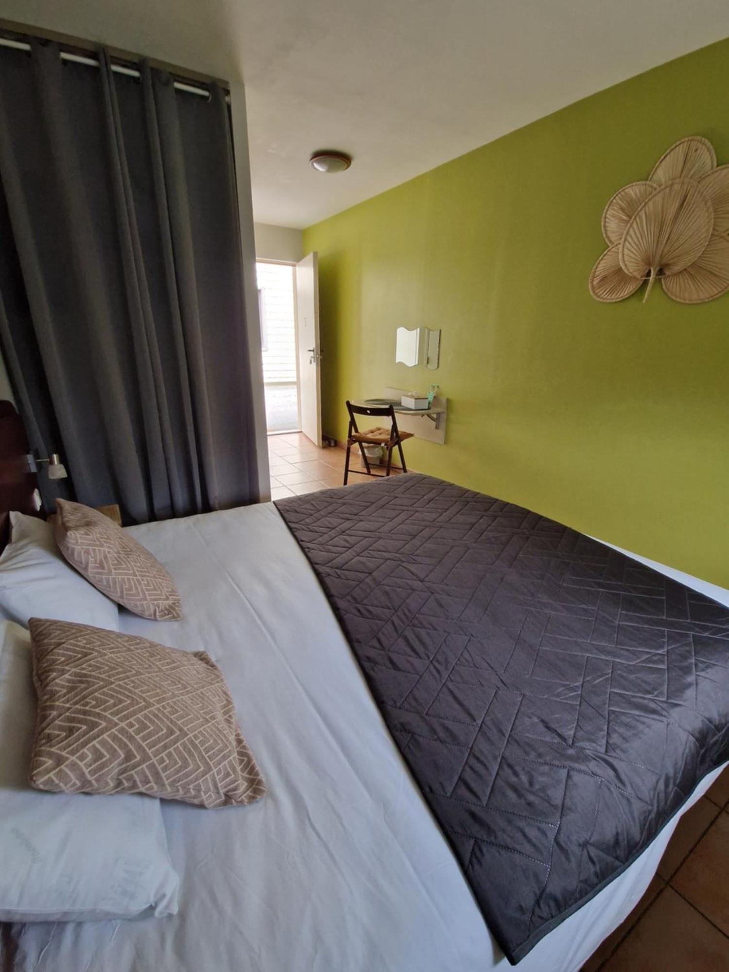 Tempo Hotel Millau Bagian luar foto